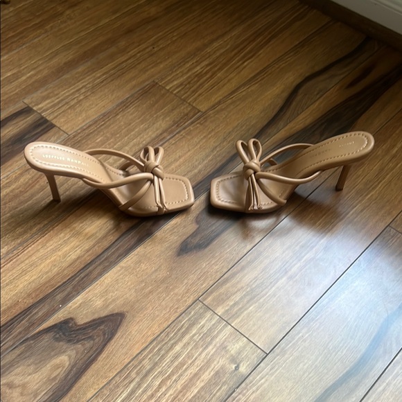 Loeffler Randall Cream Bow Mules - Picture 4 of 6